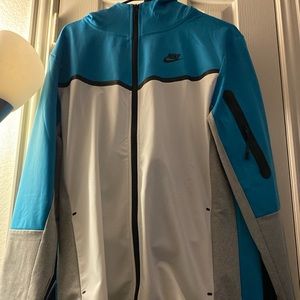 Nike track suit